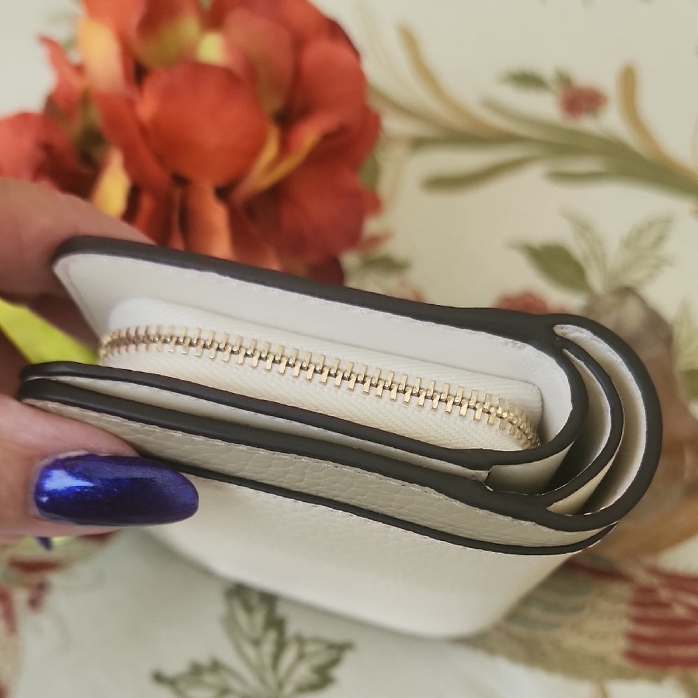 Kate Spade Lena Colorblock Cream and Tan Wallet - Picture 9 of 14